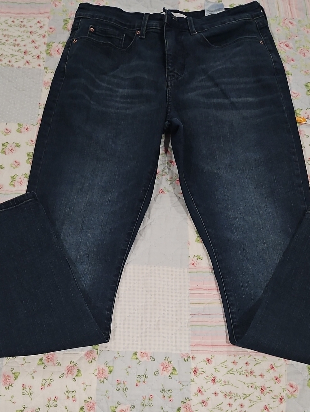 Signature Dark Blue Slim Straight Women's Jeans